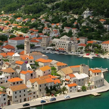 In With Terrace, Air Condition, Wifi, Dishwasher Daire