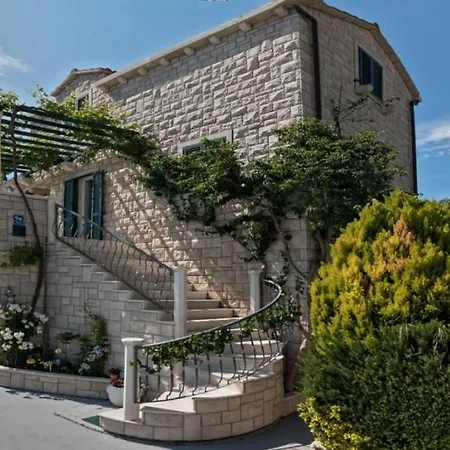 Daire In With Terrace, Air Condition, Wifi, Dishwasher *