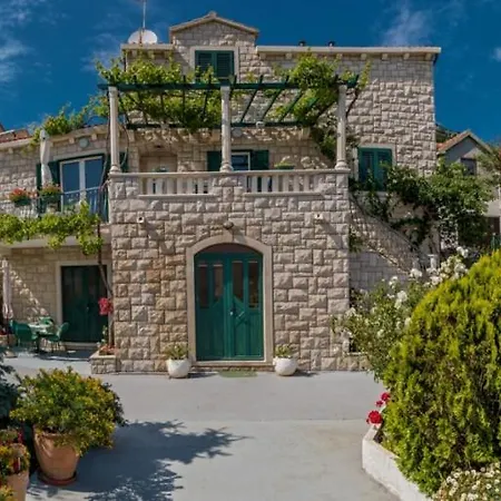 Daire In With Terrace, Air Condition, Wifi, Dishwasher *