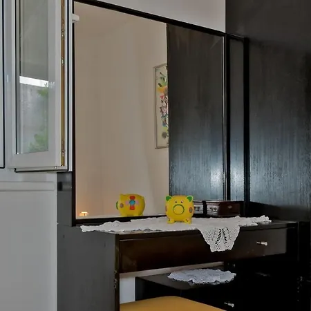 Daire In With Terrace, Air Condition, Wifi, Dishwasher Bol